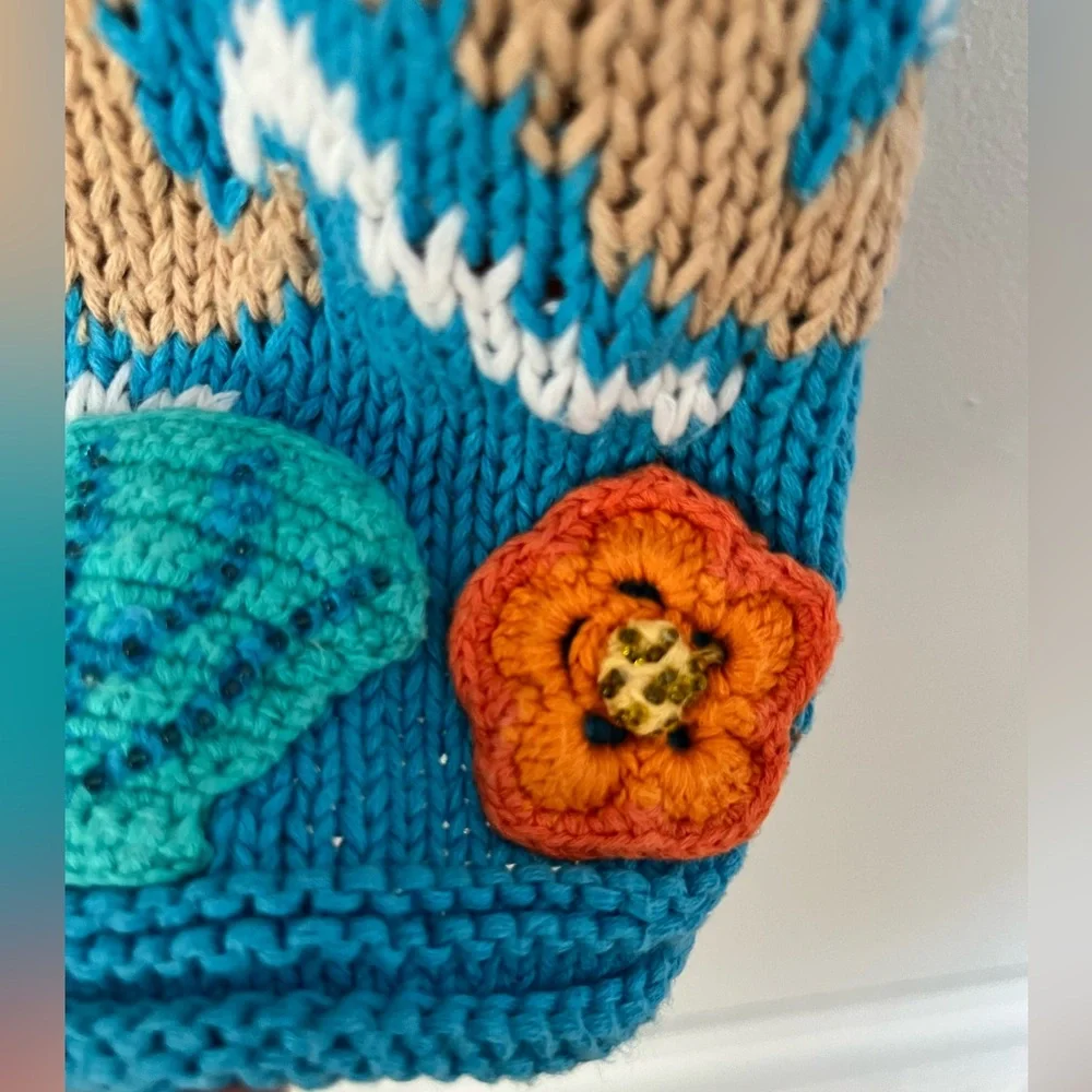 Vintage Eagle’s Eye Hand Knit Beach Themed Vest, Size Small - Picture 7 of 15